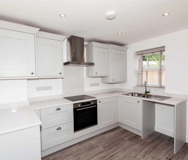 2 bedroom townhouse to rent - Photo 4