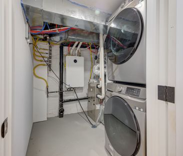 For Lease - 8 First Avenue Unit# Lower, Toronto, Ontario - Photo 6