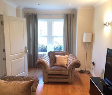4 bedroom semi-detached house to rent - Photo 2