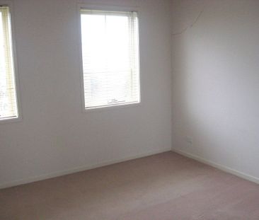 16 Forbes Place - Photo 2