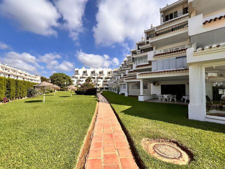 2 room luxury penthouse for rent in Mijas, Andalusia - Photo 5