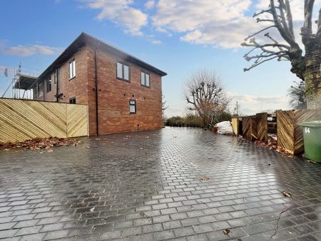 Luxury Co-Living in Shirehampton - Photo 5