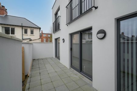 Apt 5 41 Wellington Park, BELFAST, BT9 6DN - Photo 3