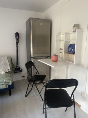 Snickarlasses väg, Enhörna - Photo 1