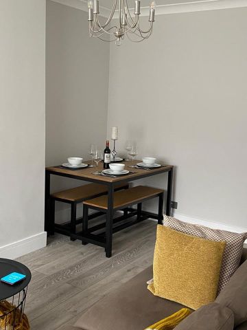 2 Bed Flat, Sulivan Court, SW6 - Photo 2