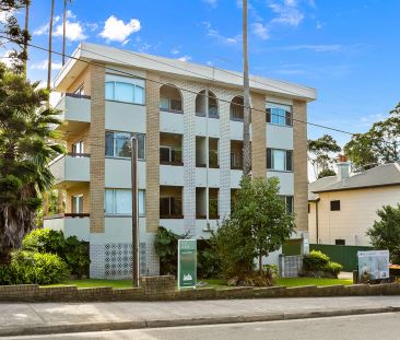 Convenient One-Bedroom Apartment in Prime Inner West Location - Photo 5