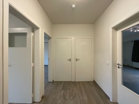 Mooi gerenoveerd appartement met 2 slaapkamers - Foto 2