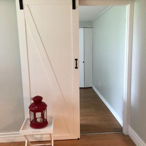 3 1/2 semi meublé libre 1 janvier WIFI et stationnement - Photo 2