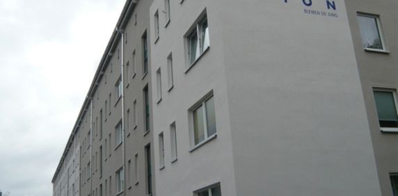 Helle 3-Raum-Wohnung in zentraler Lage von Debschwitz - Photo 2