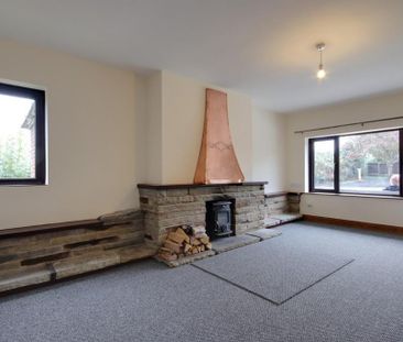 3 bedroom detached bungalow to rent - Photo 1