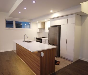 For Lease - 325 Foliage Private, Parkway Park - Queensway Terrace S... - Photo 2