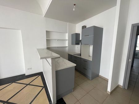 Location maison 4 pièces, 104.65m², Nîmes - Photo 5