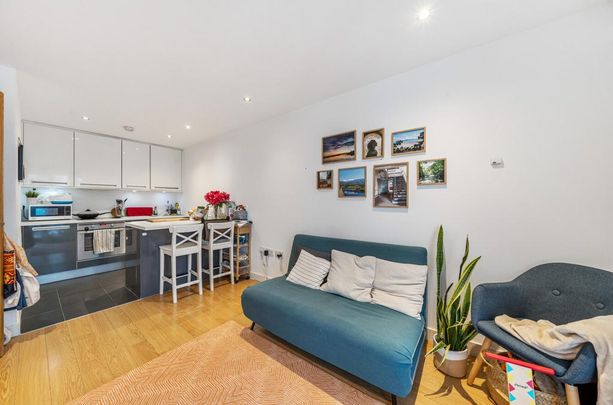 1 bedroom apartment to rent - Photo 1