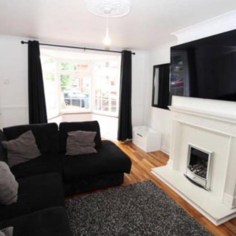 Room in a Shared House, Hartfield Crescent, B27 - Photo 1