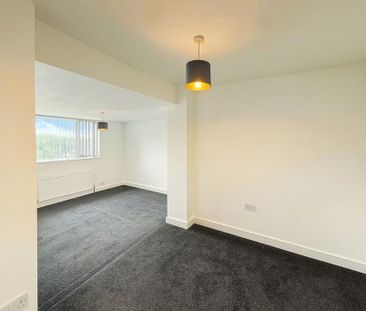 4 bedroom semi-detached house to rent - Photo 1