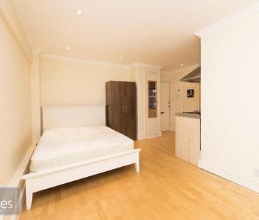 Studio to rent - Photo 3