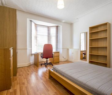6 bed terraced house to rent in Gladstone Terrace, Newcastle Upon T... - Photo 3