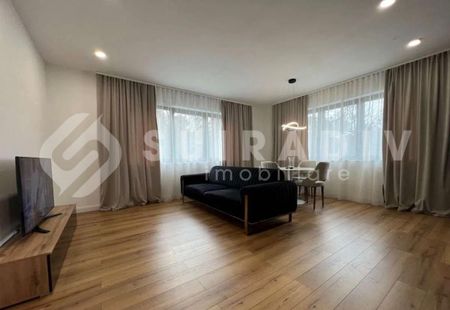 Apartament premium ultracentral, 2 parcari - Fotografie 2