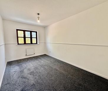 3 bedroom detached house to rent - Photo 2