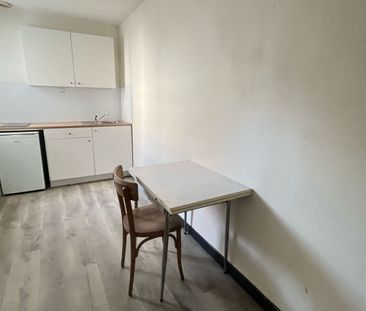 Location appartement 1 pièce, 28.00m², Segré-en-Anjou Bleu - Photo 1