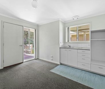 Welcome to your next home in the heart of Moe! - Photo 1