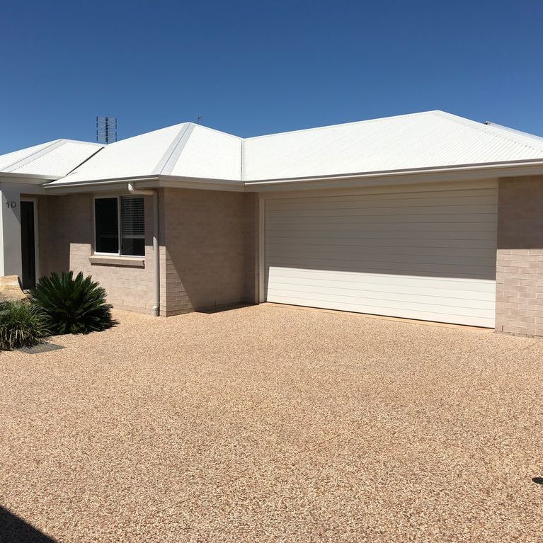 Modern 3-Bedroom Unit in Secure Complex - Photo 1