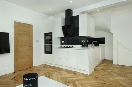 Horn Lane, London - Photo 5