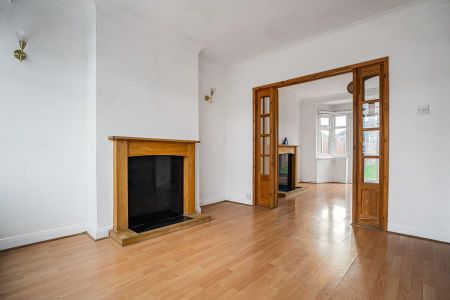 3 bedroom terraced house to rent - Photo 3