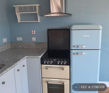 2 bedroom flat to rent - Photo 6