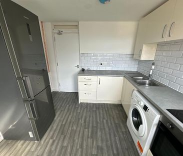 4 bedroom house to rent - Photo 1