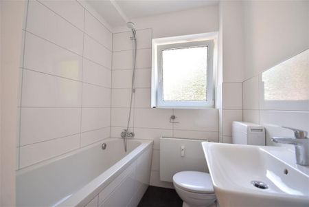 Ideal geschnittene 3-Zimmer-Wohnung mit 2 Balkonen - Photo 3