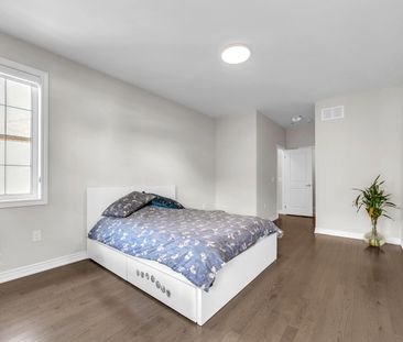 For Lease - 126 Blackwell Crescent, Bradford West Gwillimbury, Ontario - Photo 6