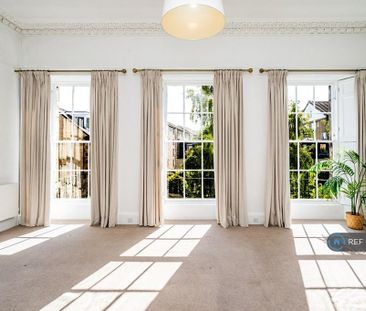 3 bedroom terraced house to rent - Photo 3
