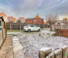 3 BEDROOM House - Semi-Detached - Photo 6