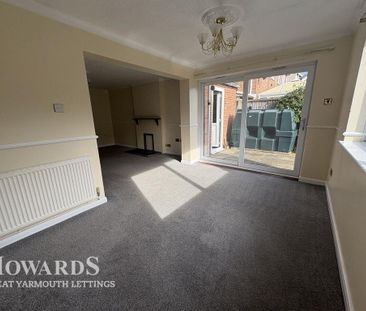 3 bedroom semi-detached house to rent - Photo 2
