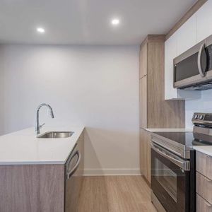 2 CH - 1 SDB - Montréal - $2,480 /mo - Photo 2
