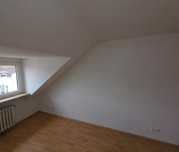 Dachgeschosswohnung in Mülheim an der Ruhr mit Ruhrblick - Foto 1