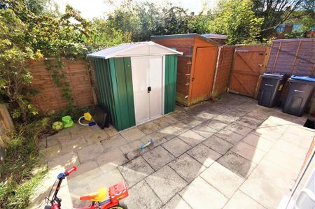 2 bedroom maisonette to rent - Photo 5