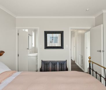 A home of elegance, ease and true tranqulity - Photo 6