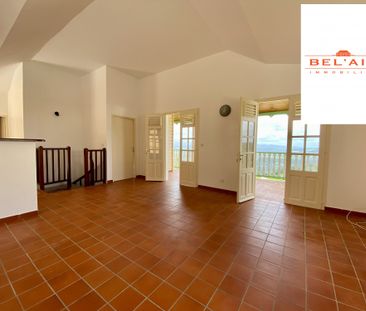 Location Maison 5 pièces 105m² LE LAMENTIN 97232 - Photo 1