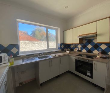 4 bedroom mid-terrace to rent Delamere Road, Southsea - Photo 4
