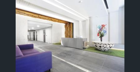 Spacious Southbank location - Photo 4