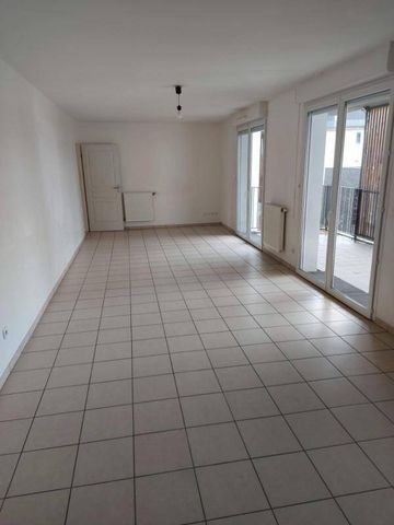 Location appartement t4 90 m² à Bordeaux (33300) - Photo 3