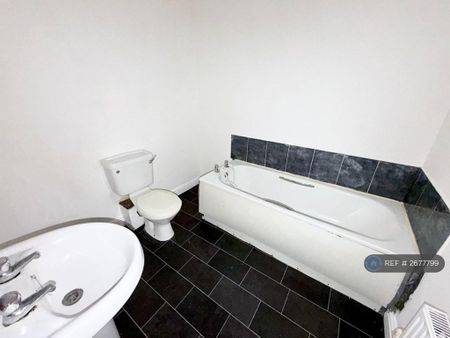 2 bedroom terraced house to rent - Photo 2