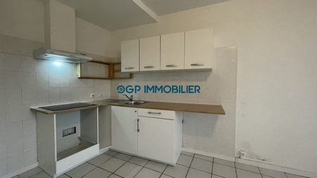 Appartement T4/5 en triplex à louer à Castelnau-d'Estrétefonds - Photo 3