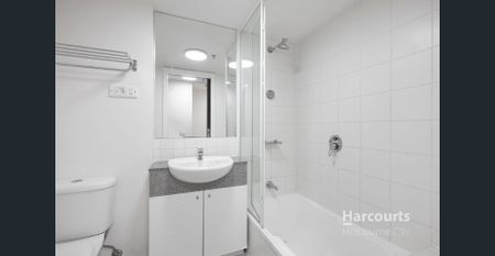 Furnished Apartment In The Heart Of The City - Photo 5