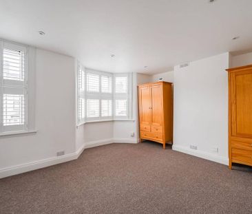 4 bedroom terraced house to rent - Photo 6