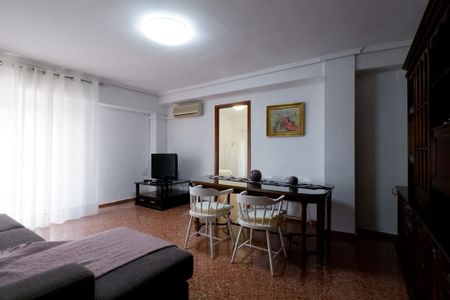 El Cabanyal-El Canyamelar, Valencia, Valencian Community 46011 - Photo 4