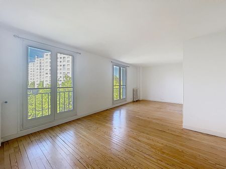 Location Appartement 3 pièces 66m² - Photo 2