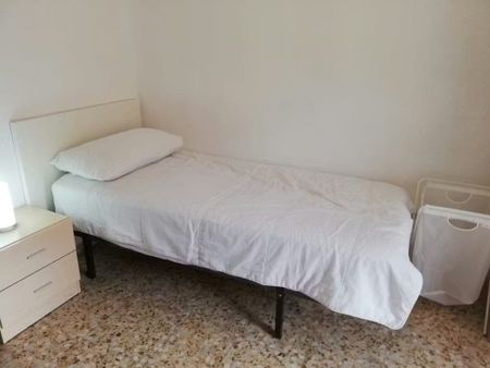 Carrer Marino Blas de Lezo, Valencia, Valencian Community 46011 - Photo 4